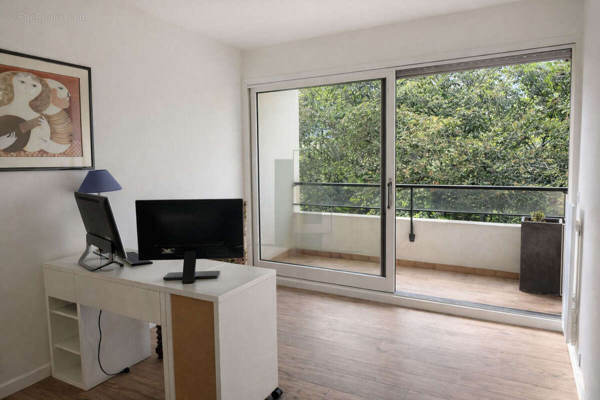 Grand appartement traversant avec terrasses, secteur Chambre d'Amour - photo 9