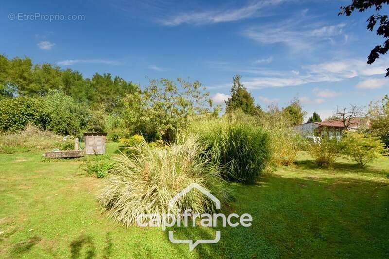 Maison à SAINT-GERMAIN-DU-BOIS