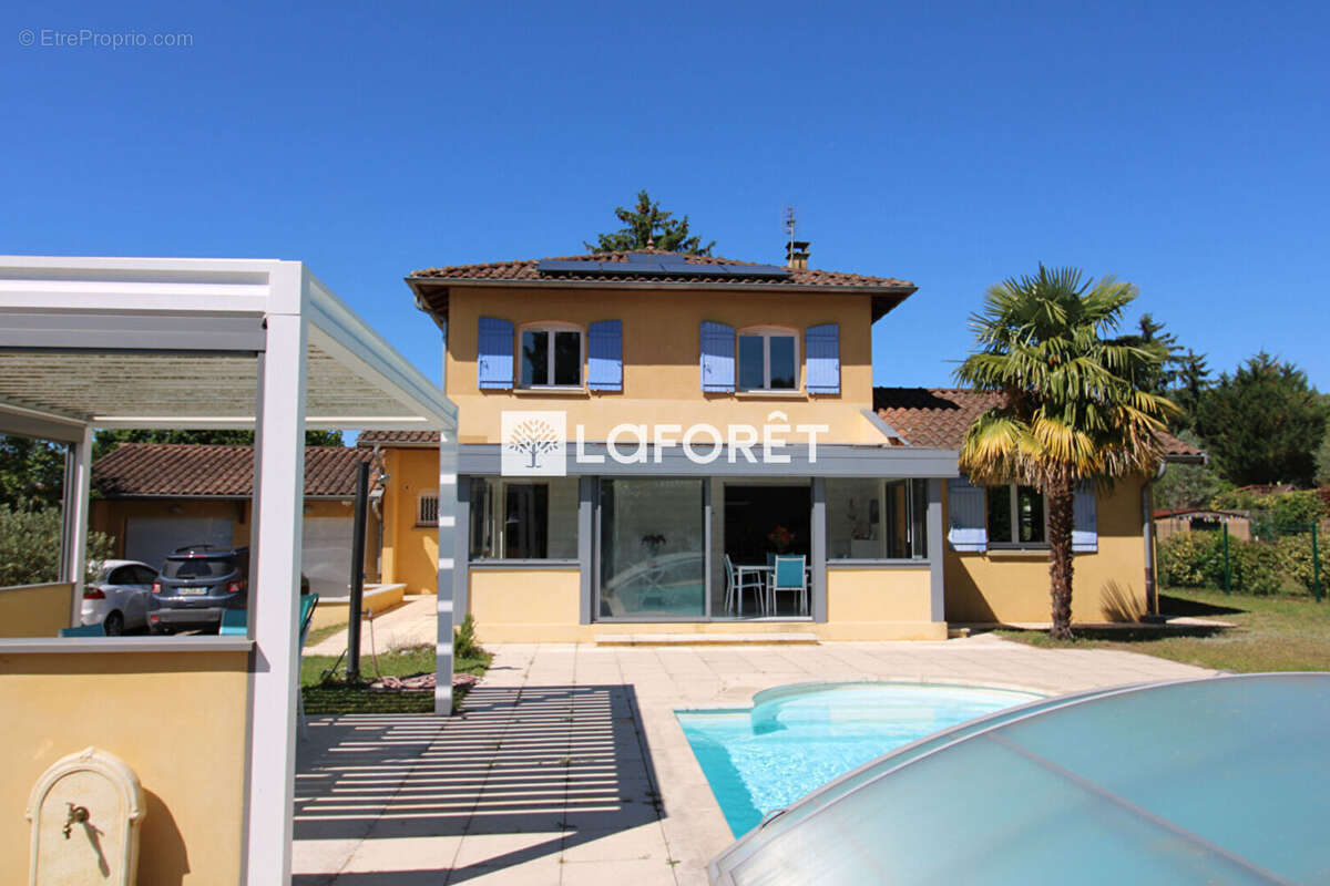 Maison à MONTMERLE-SUR-SAONE