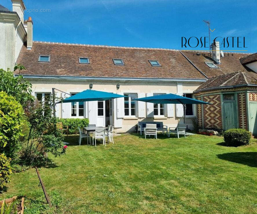 Maison à COURVILLE-SUR-EURE