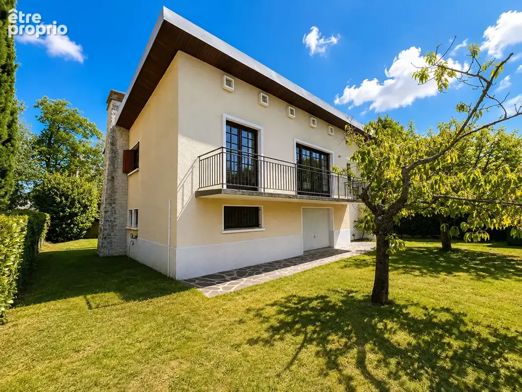 Maison à LA ROCHETTE
