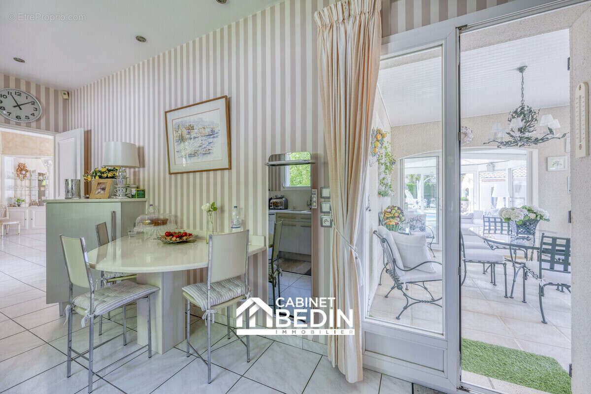 Maison 195 m² à Pessac  - photo 5