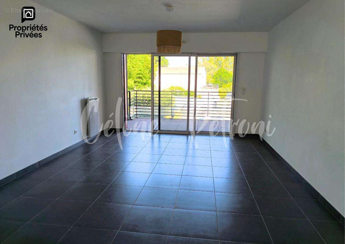 Appartement à SAINT-RAPHAEL