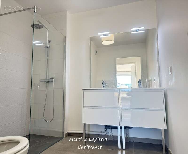 Appartement à CRAPONNE