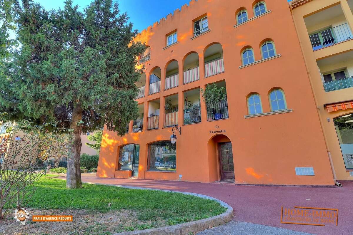 Appartement à VILLENEUVE-LOUBET