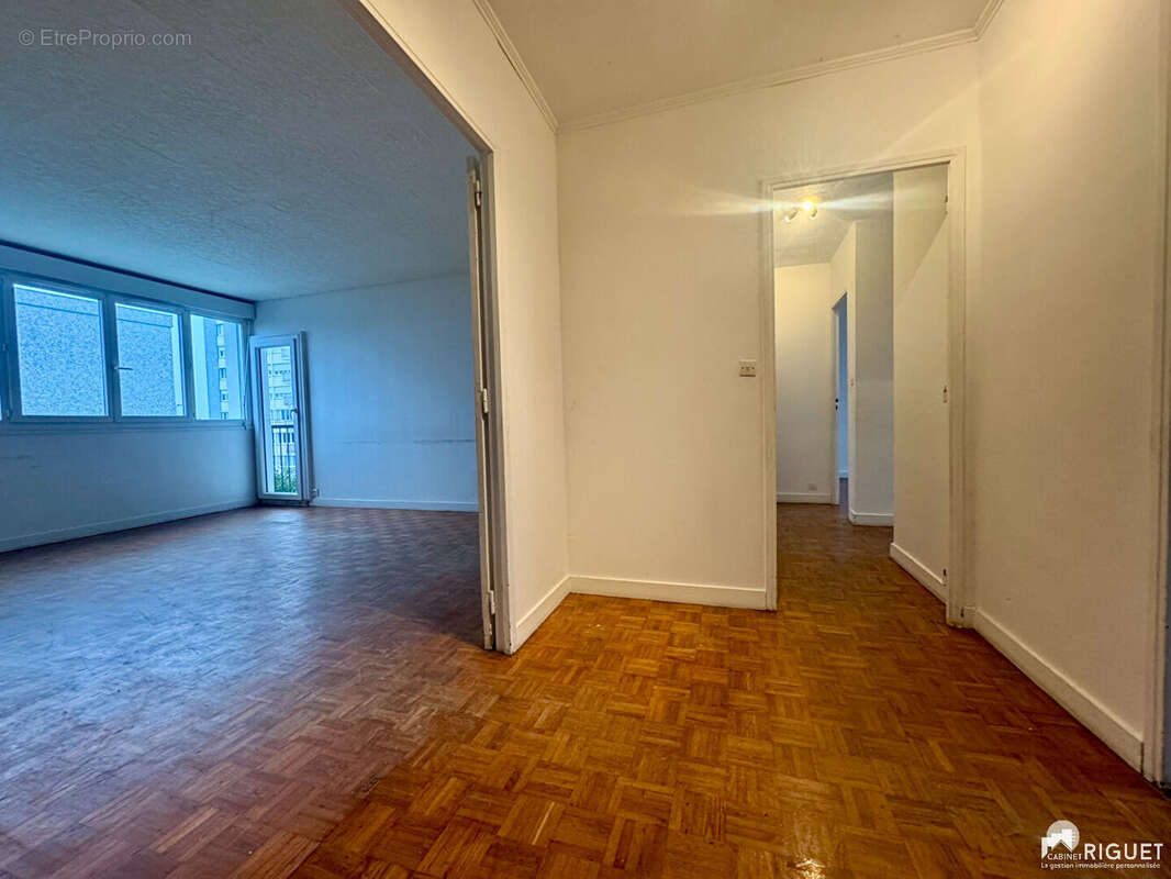 Appartement à SAINT-JEAN-LE-BLANC