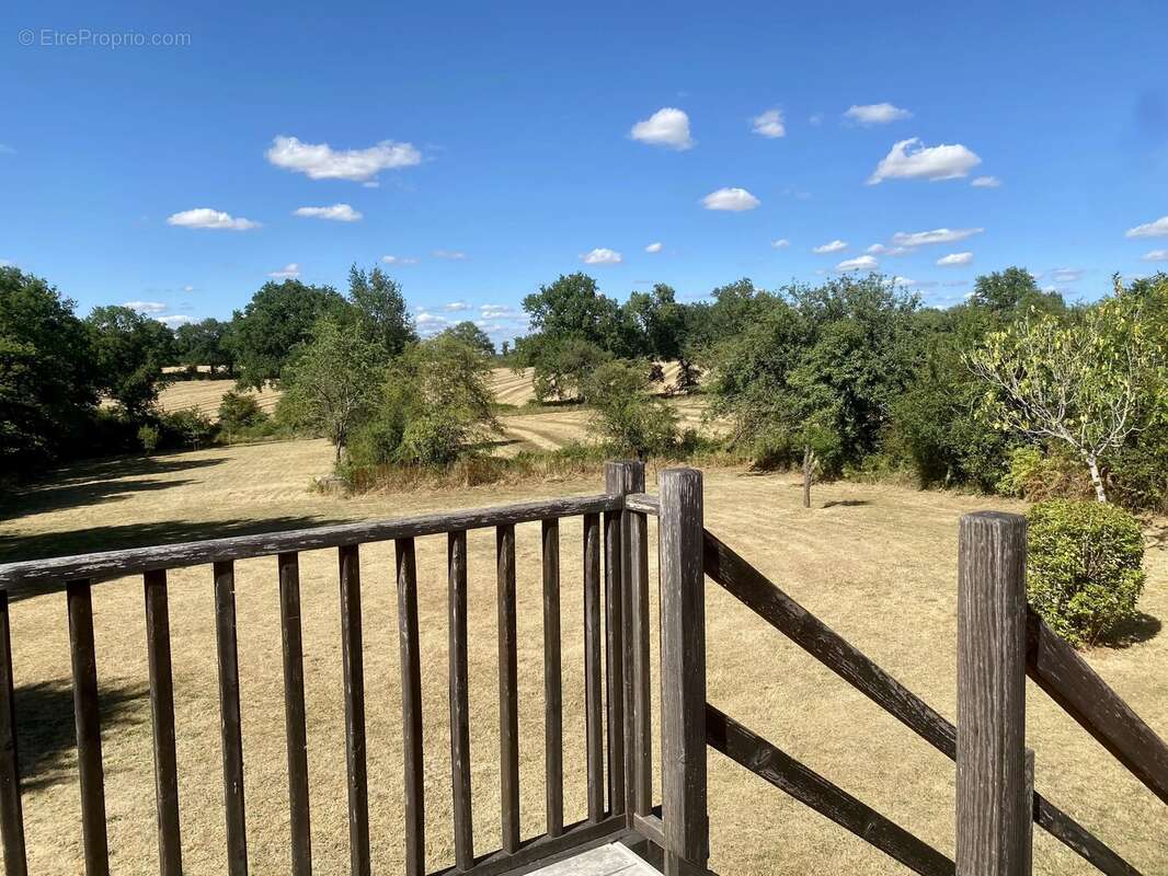 Une superbe propriété de campagne offrant espace, tranquillité et des vues - photo 20