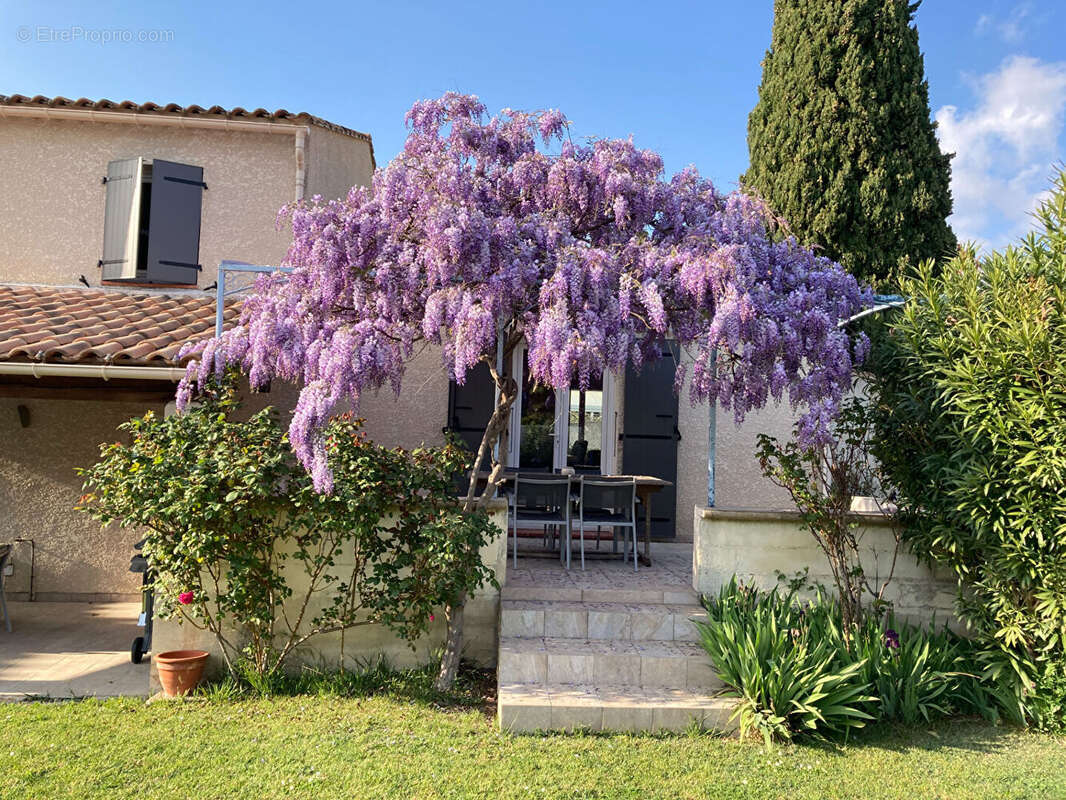 Photo 2 - Maison à EYGUIERES