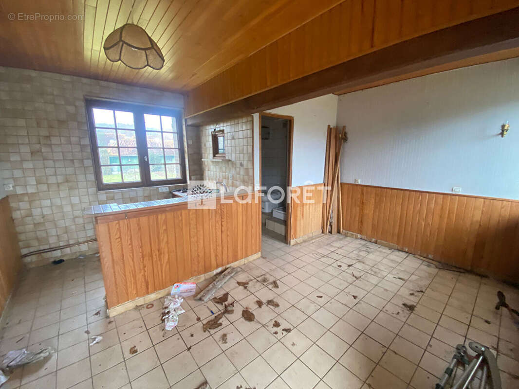 Maison à BEAURAINVILLE