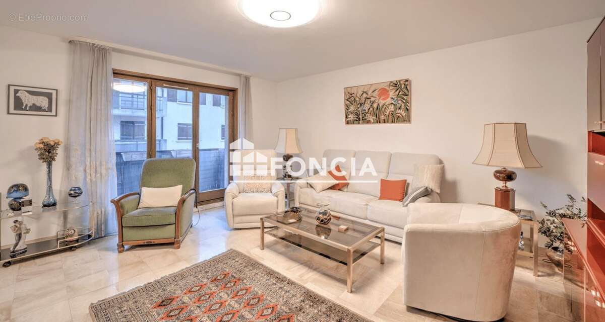 Appartement à FERNEY-VOLTAIRE