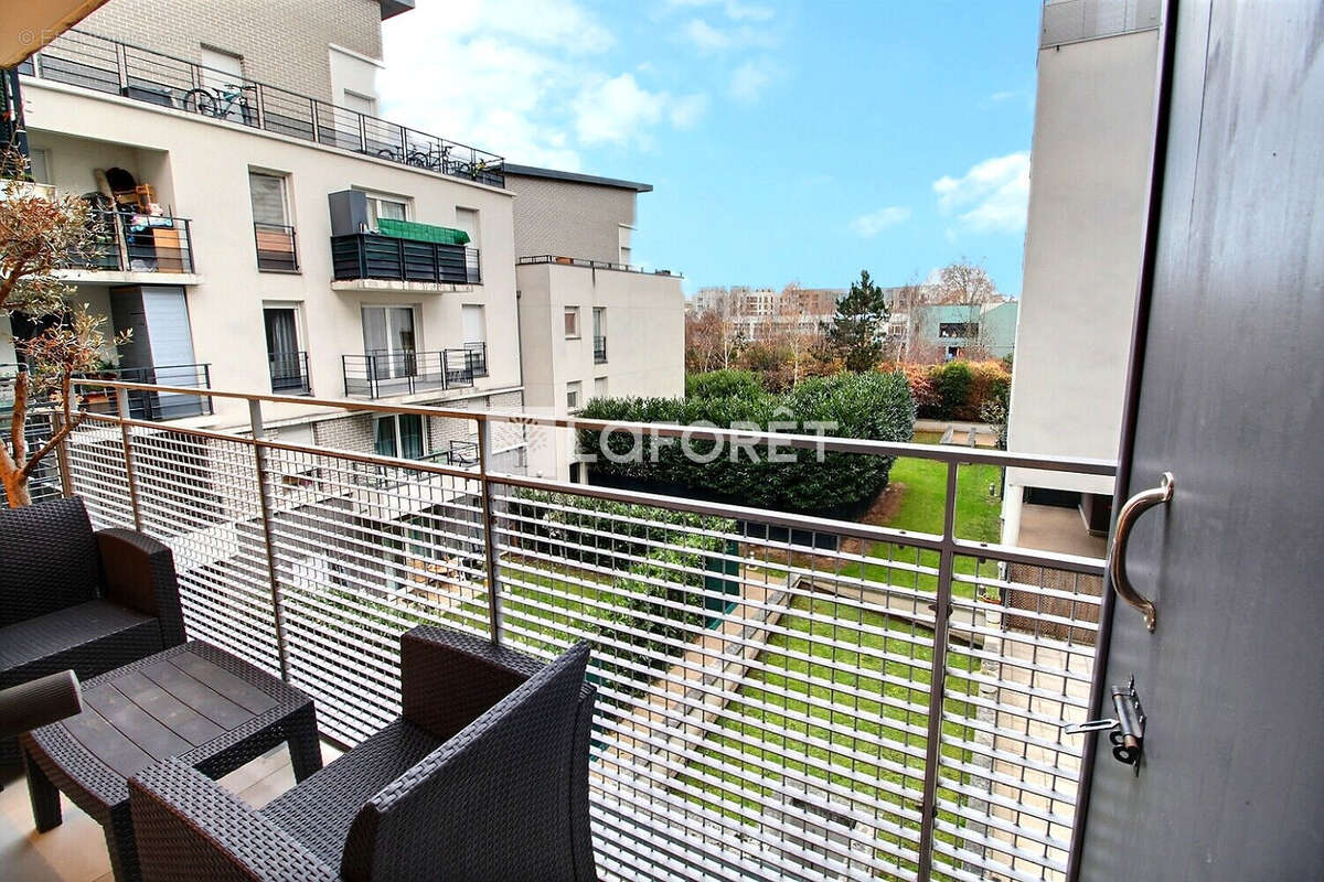 Appartement à GENNEVILLIERS