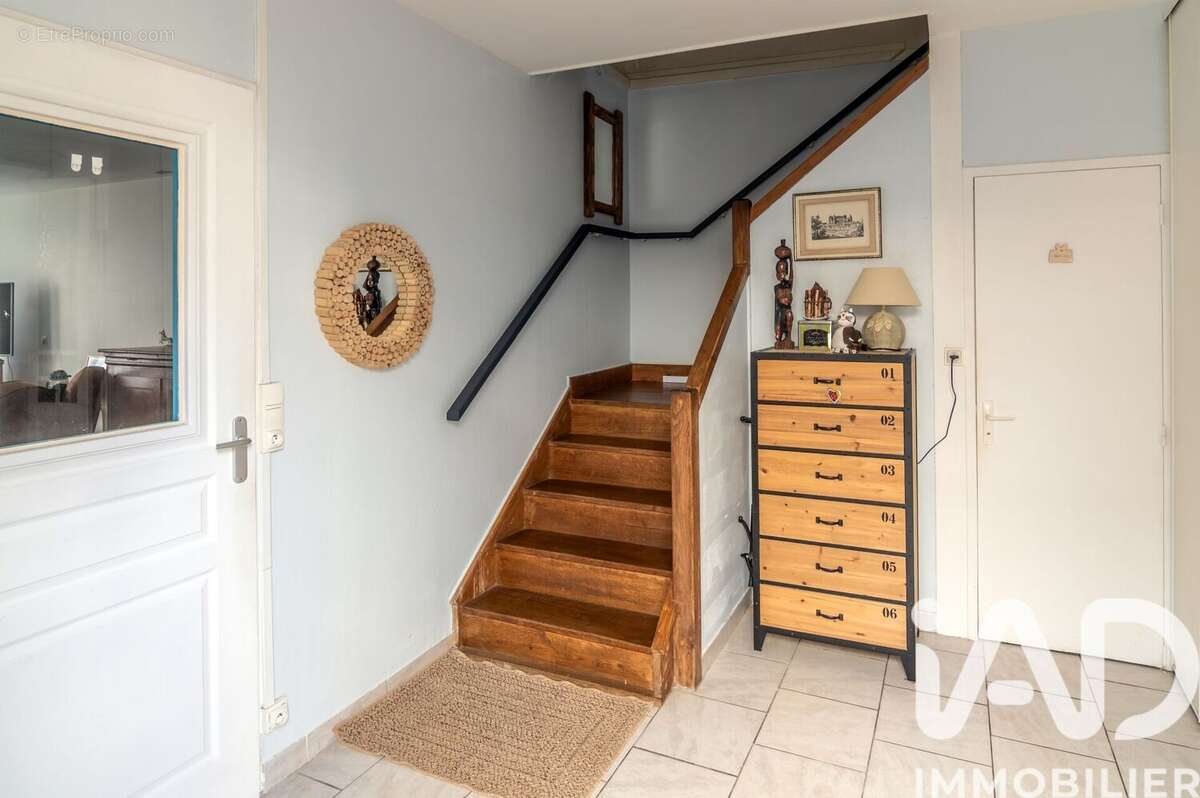 Photo 5 - Maison à SAINT-DENIS-DE-PILE