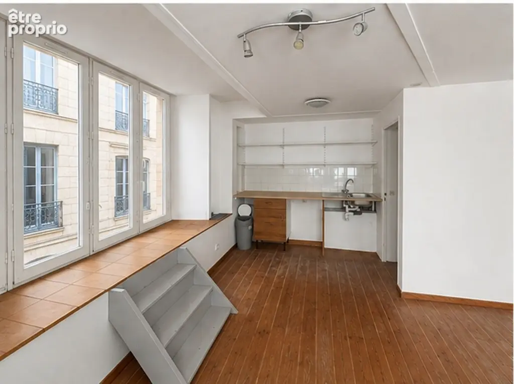 Bordeaux Victoire / Saint -Michel - Appartement 4 pièces de 63.8 m² - photo 2