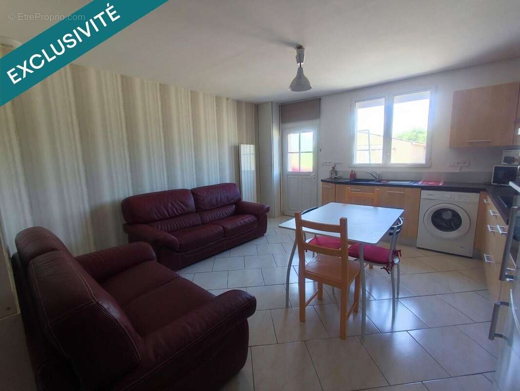 Photo 3 - Maison à MYENNES