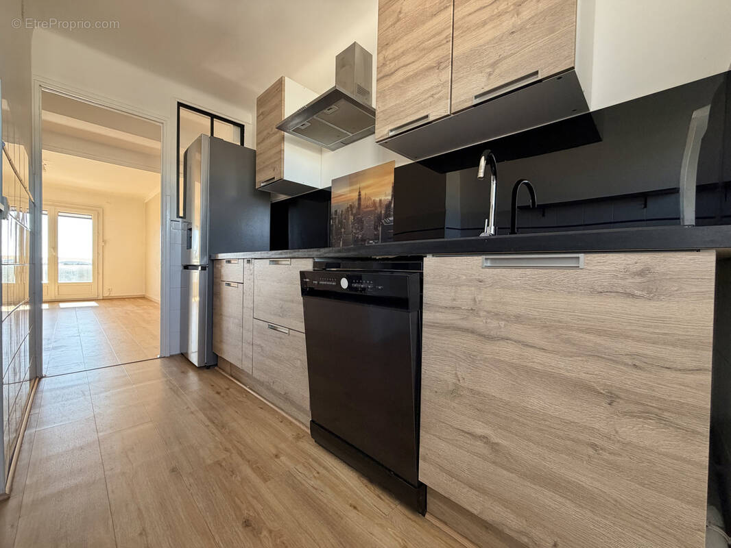 Appartement à HYERES