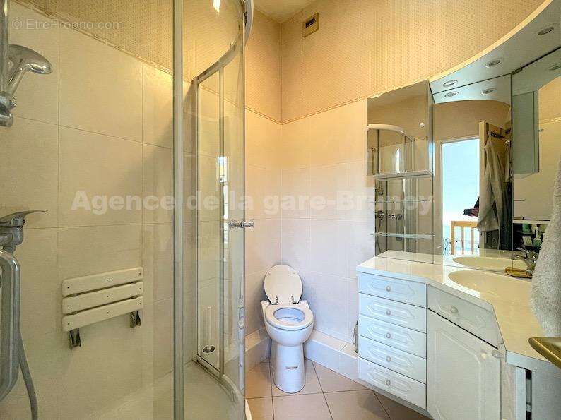 SDE - Appartement à YERRES