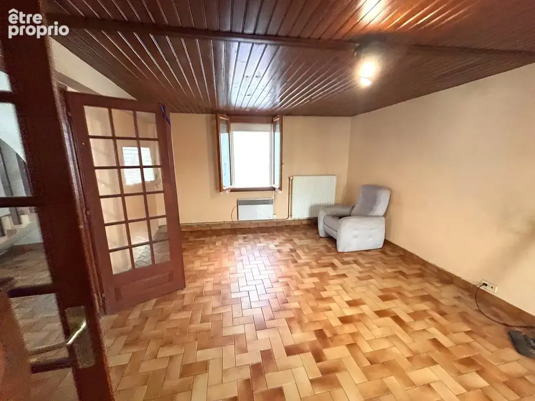 Maison 3 pièces 70 m² à vendre à Pouilly-Les-Nonains (42155) - photo 3