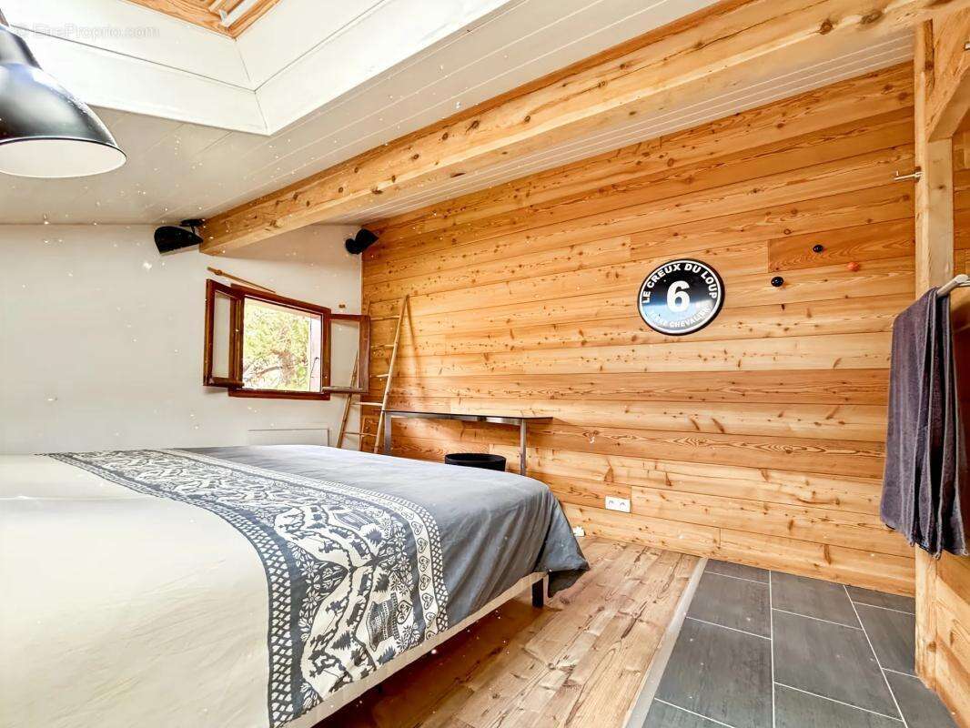Maison à LA SALLE-LES-ALPES