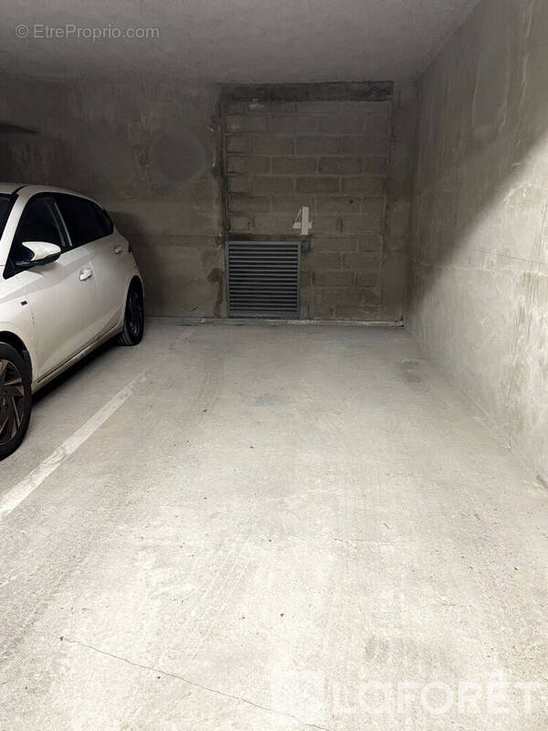 Parking à VINCENNES