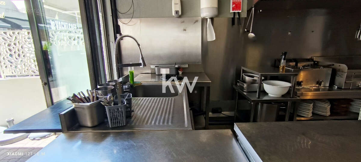 Commerce à LA GRANDE-MOTTE