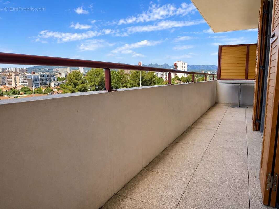 Appartement à MARSEILLE-13E