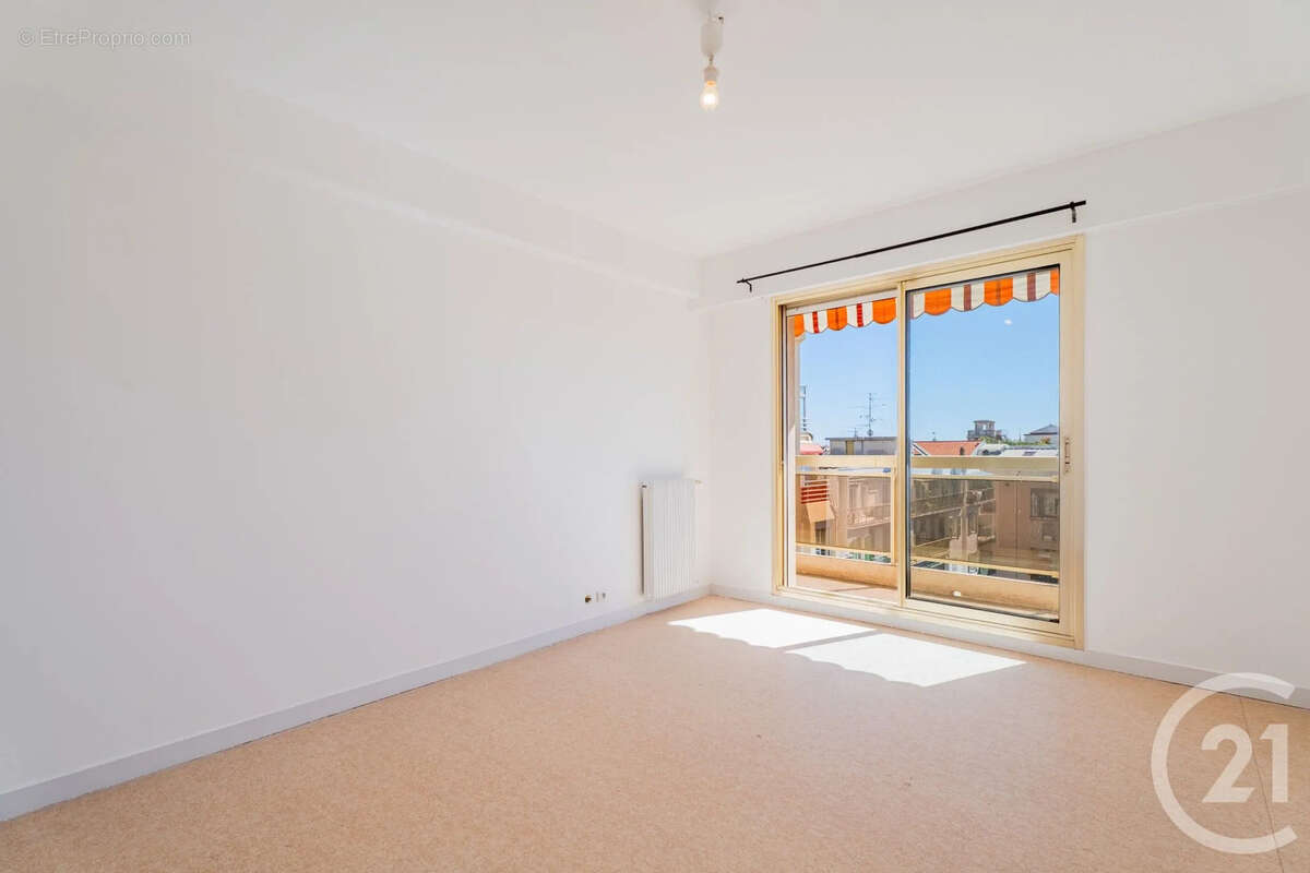 Appartement 96 m² à Nice  - photo 12