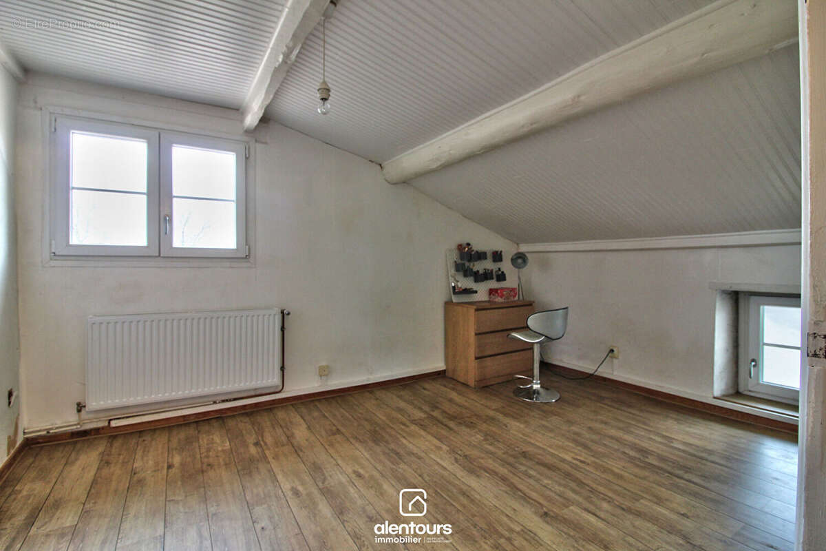 Maison à COLOMBEY-LES-BELLES