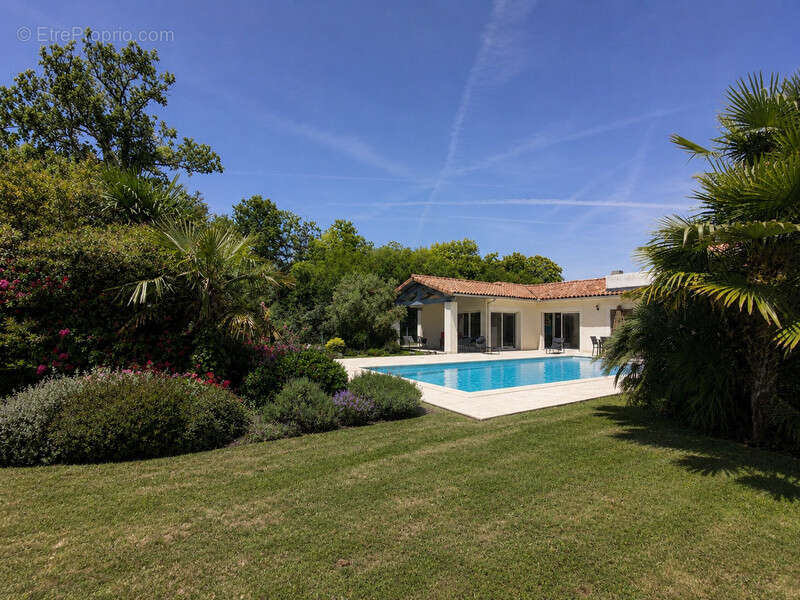 Maison à MARSAC-SUR-L'ISLE