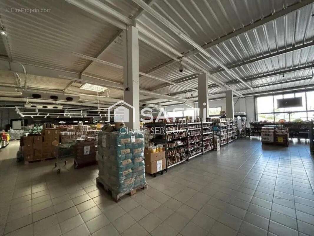 Photo 2 - Commerce à SAINT-QUENTIN
