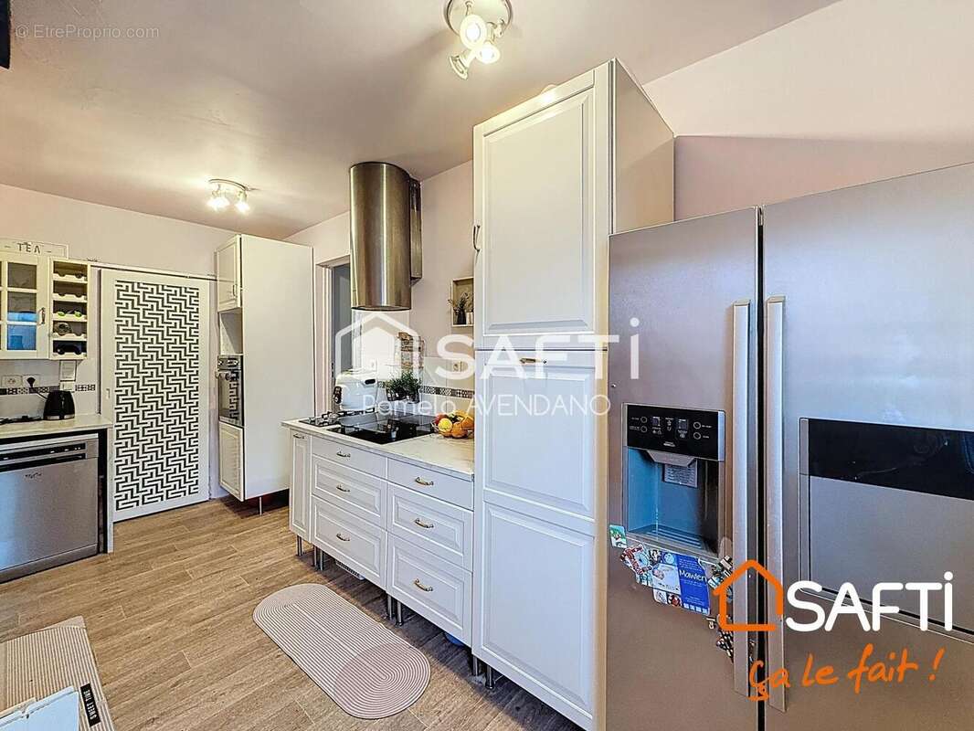 Maison 104 m² à Emerainville  - photo 7