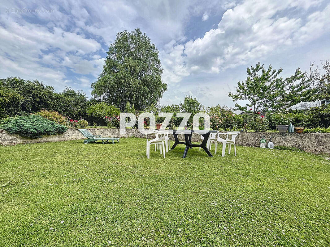 Maison à SAINT-SAUVEUR-LA-POMMERAYE