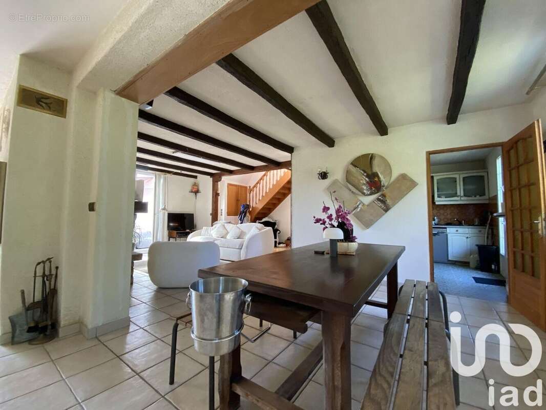 Photo 9 - Maison à LANGROLAY-SUR-RANCE