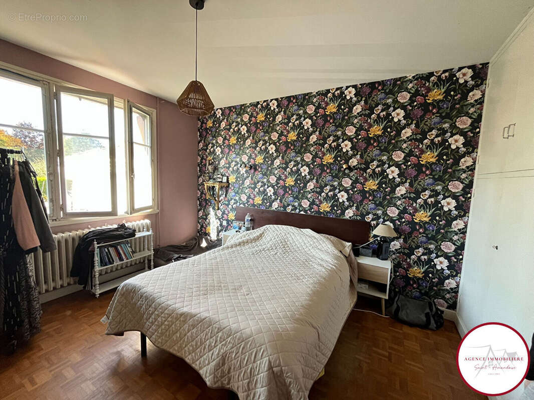 Maison à CHARENTON-DU-CHER