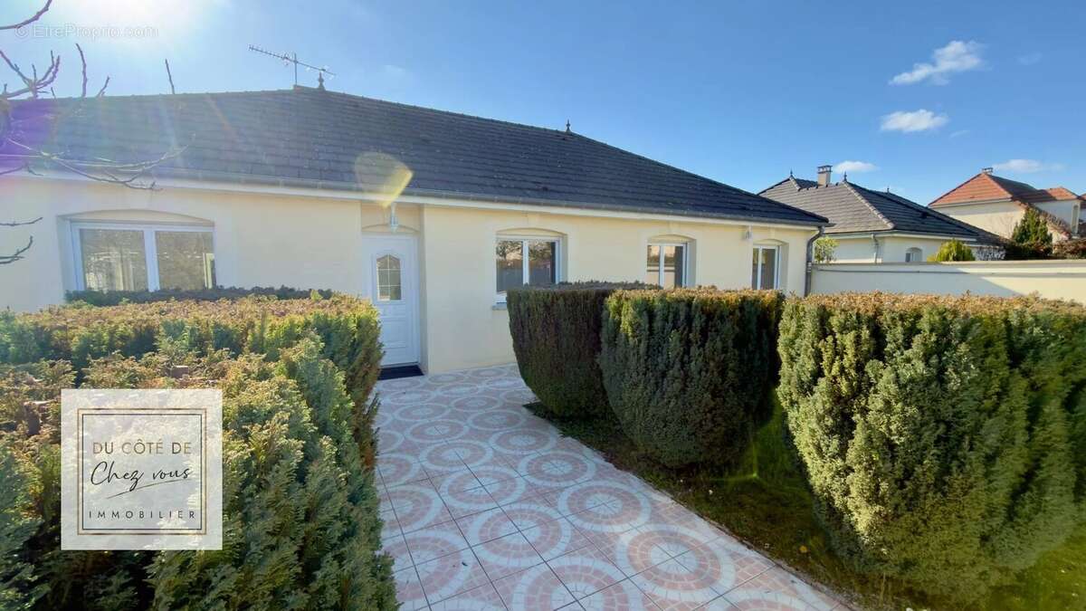 Maison à ROSIERES-PRES-TROYES