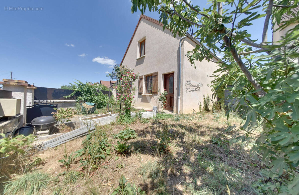 Maison à AUXERRE