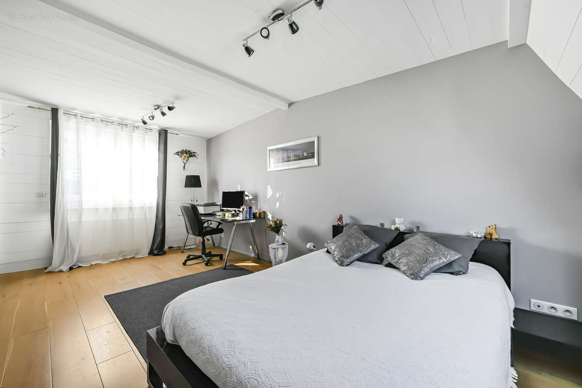 Maison à BOULOGNE-BILLANCOURT