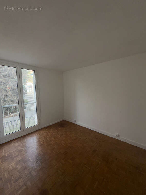 Appartement à MARSEILLE-11E
