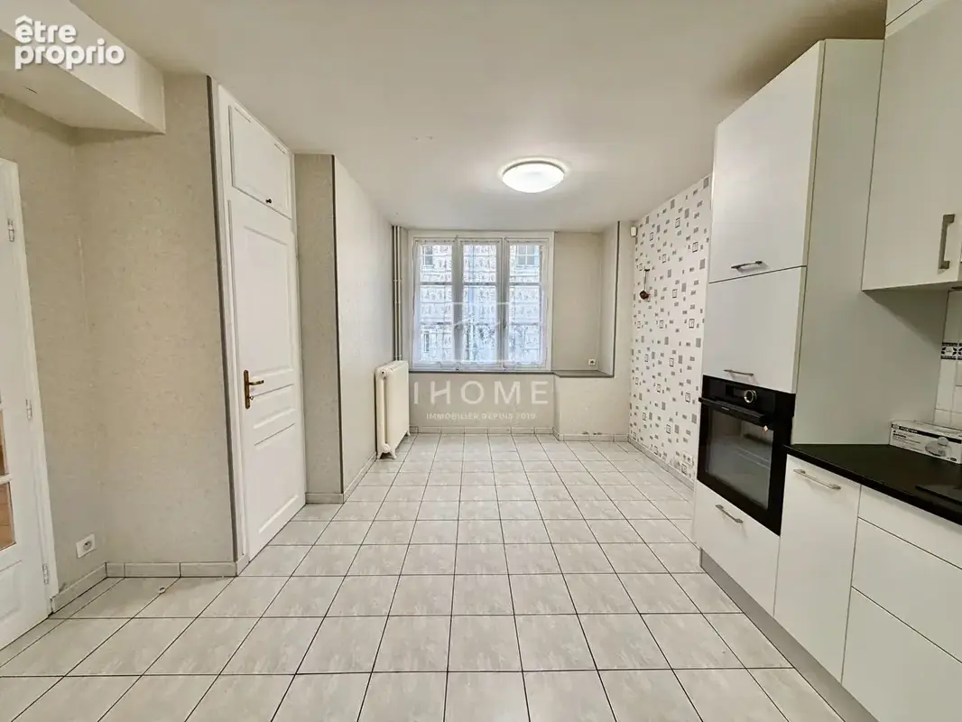 Maison 10 pièces 200 m² à vendre à La Fleche (72200) - photo 6
