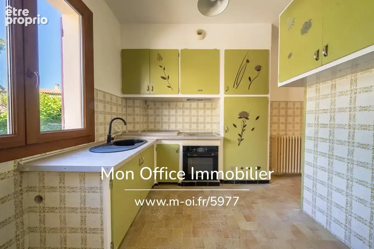 Référence : 5977-CDI. - Cabriès – Haut de villa T5 de 124 m² avec jardin, terrasse et 3 stationnements - photo 6