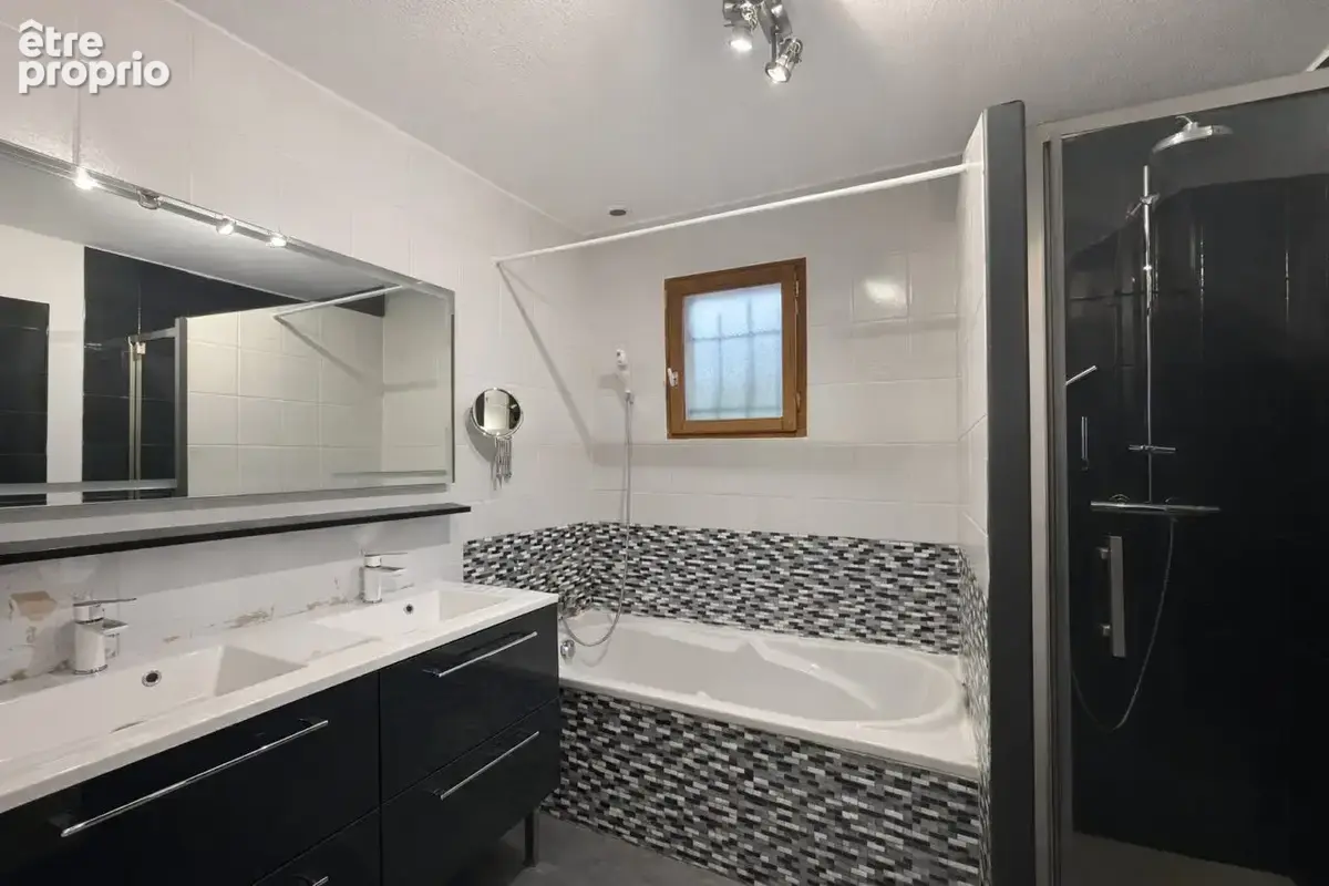 Maison 6 pièces 130 m² à vendre à Monnetier-Mornex (74560) - photo 7