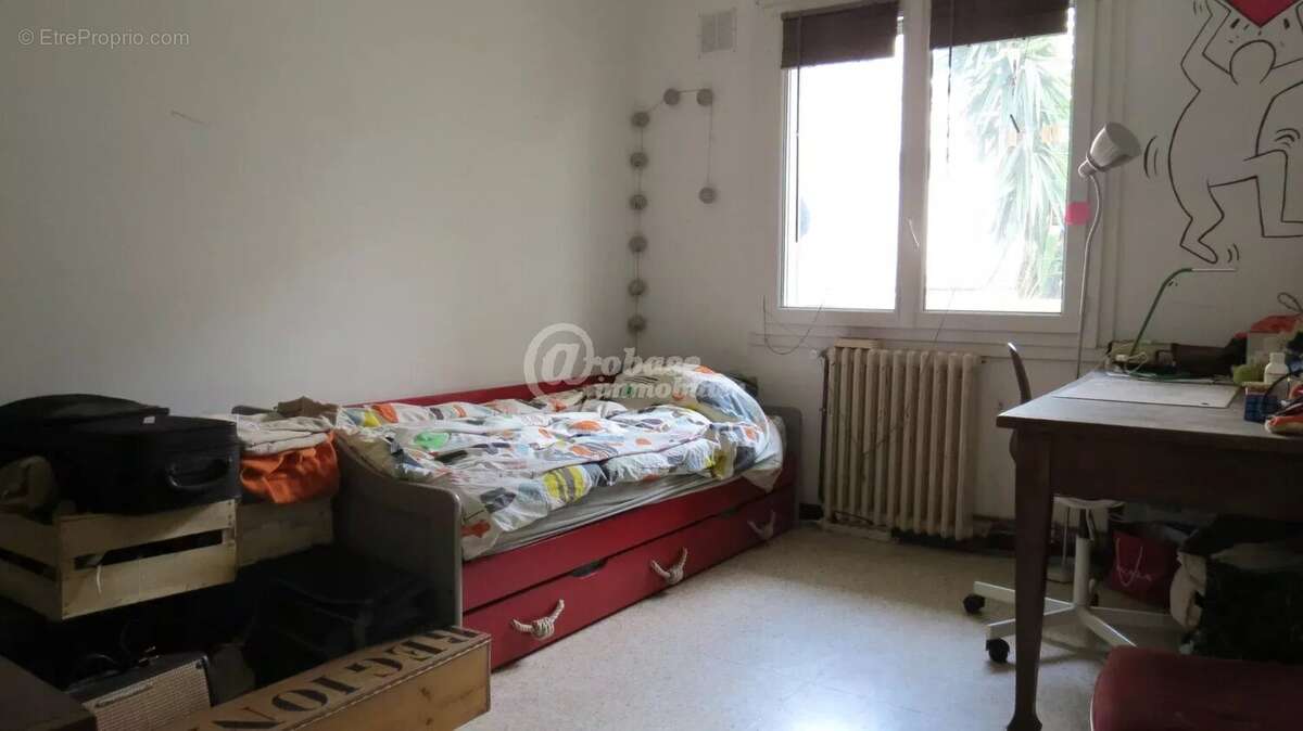 Appartement à MARSEILLE-5E