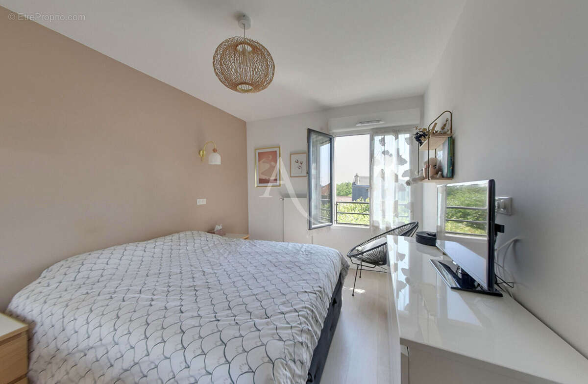 Appartement à LE PERREUX-SUR-MARNE