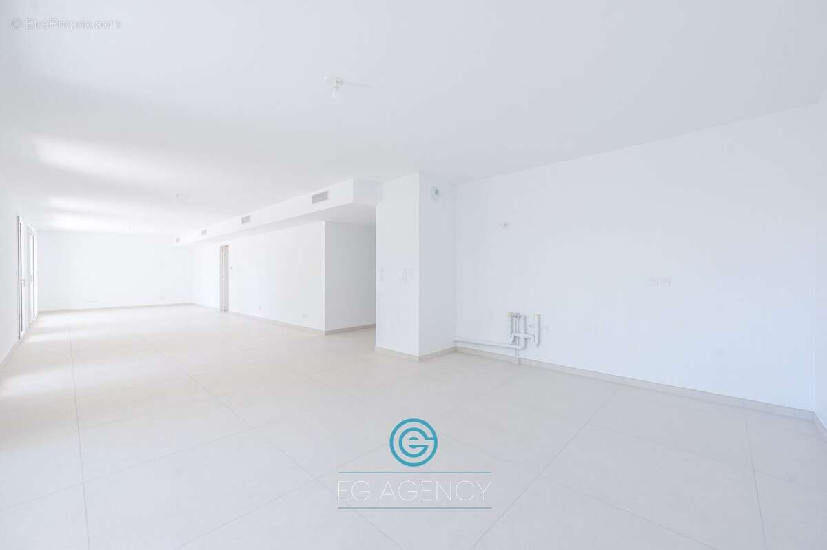 Appartement à MARSEILLE-8E