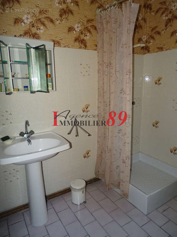 Maison à LES RICEYS