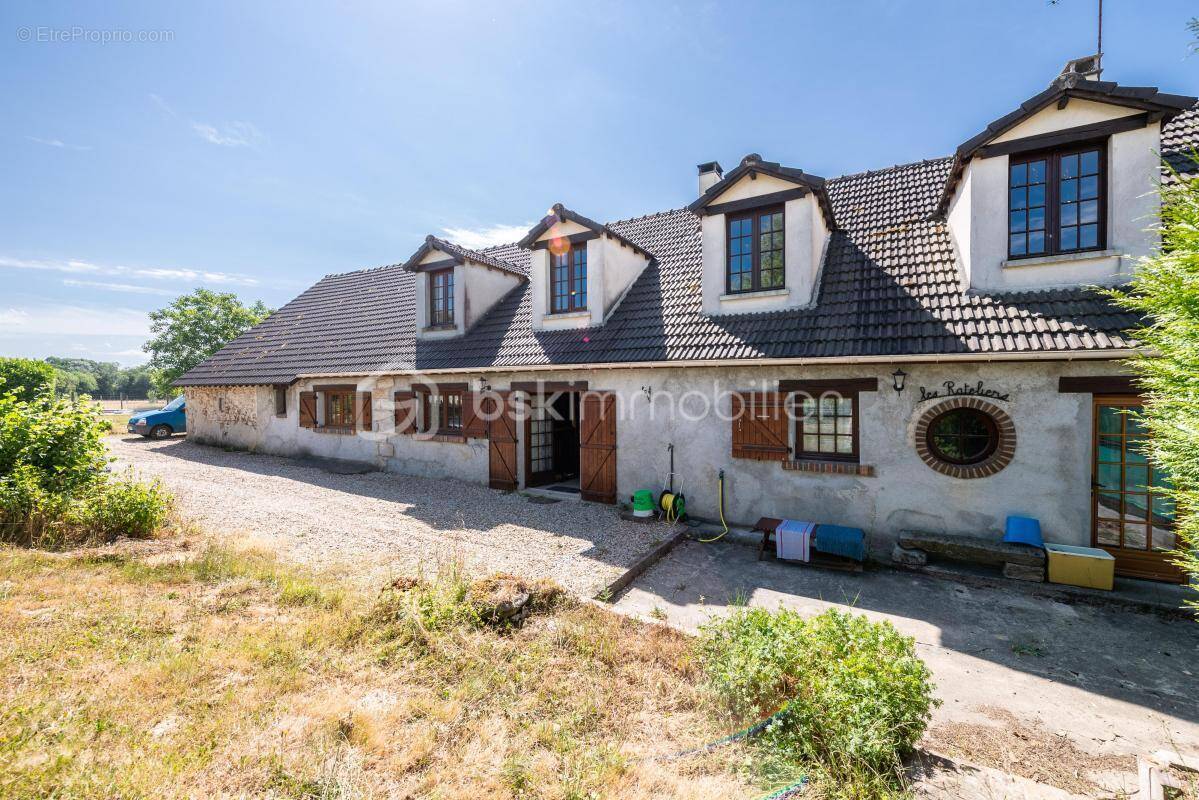 Maison à SAINT-LOUP-D'ORDON