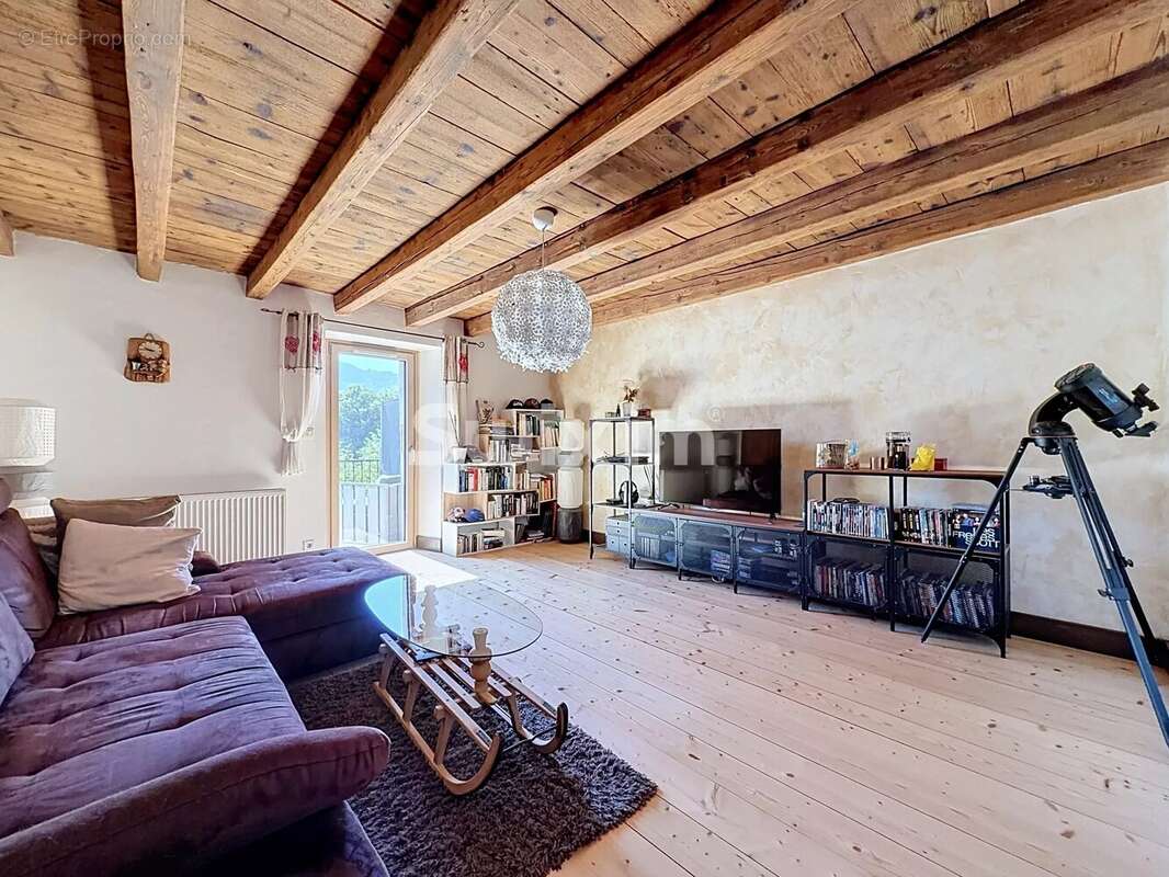 Maison à BURDIGNIN