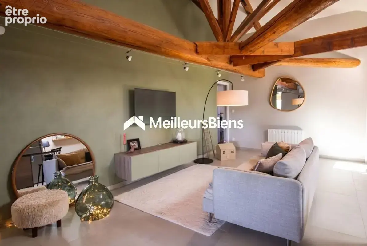 Appartement 4 pièces de 85 m² rénové avec balcon et stationnement - photo 4
