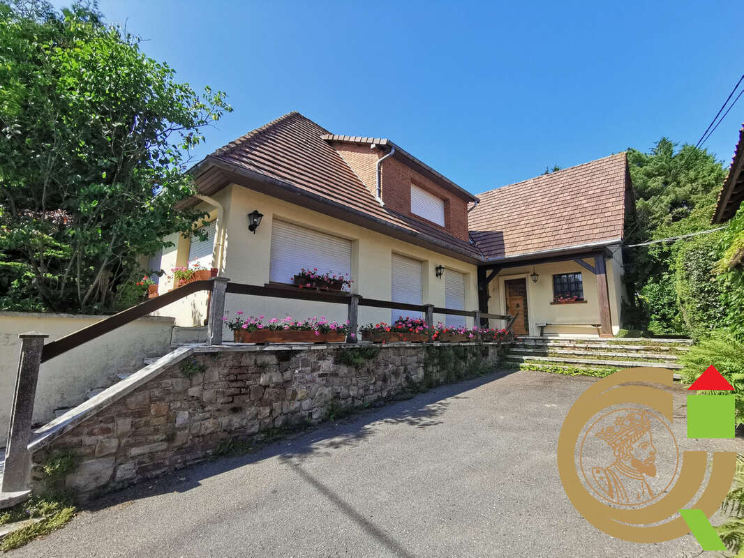 Maison à REGNAUVILLE