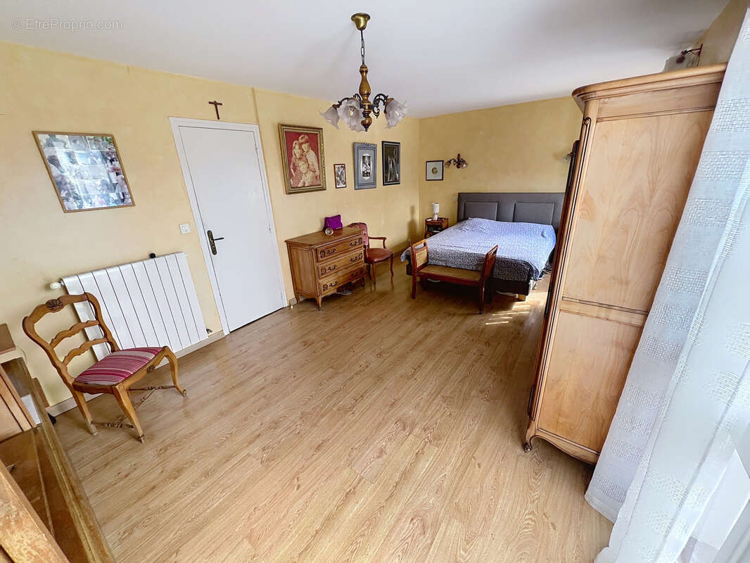 Secteur residentiel - villa 3  faces 170 m2 hbts  sur 441 m2 de terrain  - - photo 24