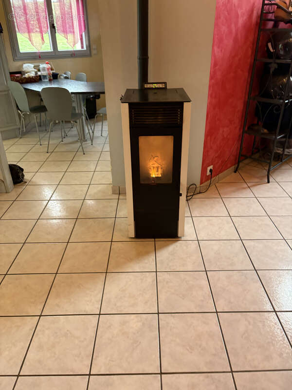 Maison à LA HAIE-TRAVERSAINE